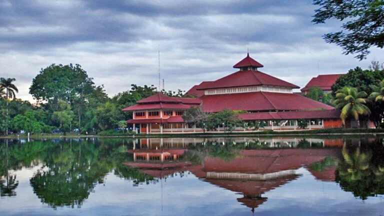 Jumat Keliling Masjid UI - ahmadbinhanbal.com